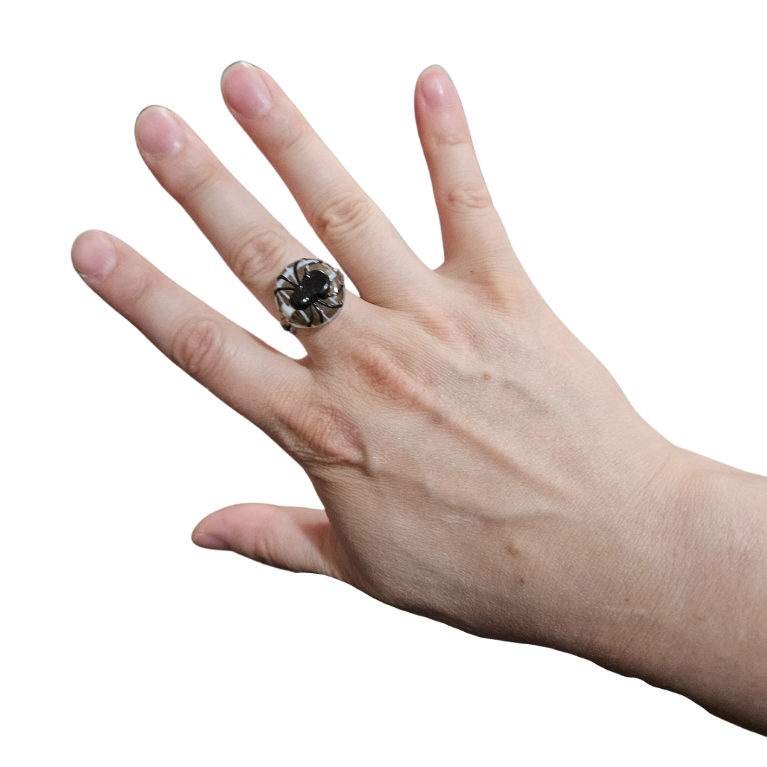 Black Spider Glass in Stainless Steel Wire Wrapped Ring